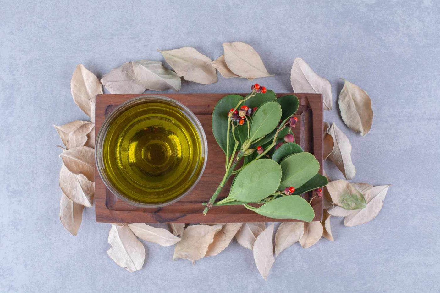 What Is Neelibhringadi Oil? Ingredients, Ayurvedic Origin &amp; Benefits Explained